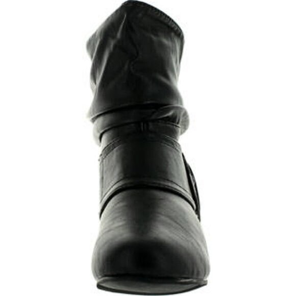 Top Moda Round Toe Slouched Large Buckle Flat Heel Leatherette Ankle Boots - Picture 4 of 6